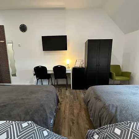 Gaestehaus Buetzfleth, Rad-hotel, Arbeit & Privat, Bed & Breakfast, Elb Rad Wanderweg, Baeckerei & Gastro Im Haus بيت ضيافة 3*