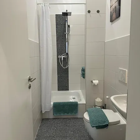 بيت ضيافة Gaestehaus Buetzfleth, Rad-hotel, Arbeit & Privat, Bed & Breakfast, Elb Rad Wanderweg, Baeckerei & Gastro Im Haus شتاده