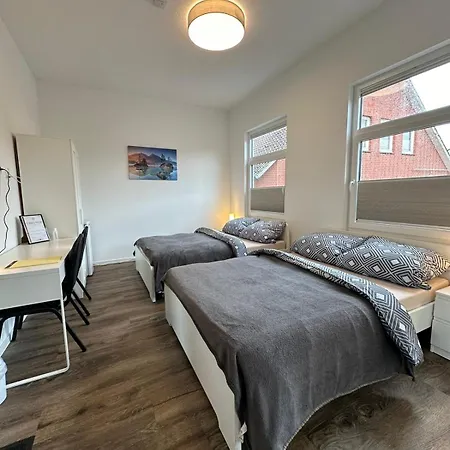 Gæstehus Gaestehaus Buetzfleth, Rad-hotel, Arbeit & Privat, Bed & Breakfast, Mitten Am Elb-rad-wanderweg Stade