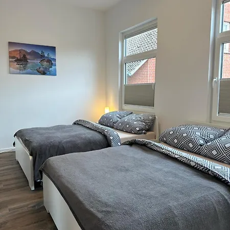 Gaestehaus Buetzfleth, Rad-hotel, Arbeit & Privat, Bed & Breakfast, Mitten Am Elb-rad-wanderweg 3*